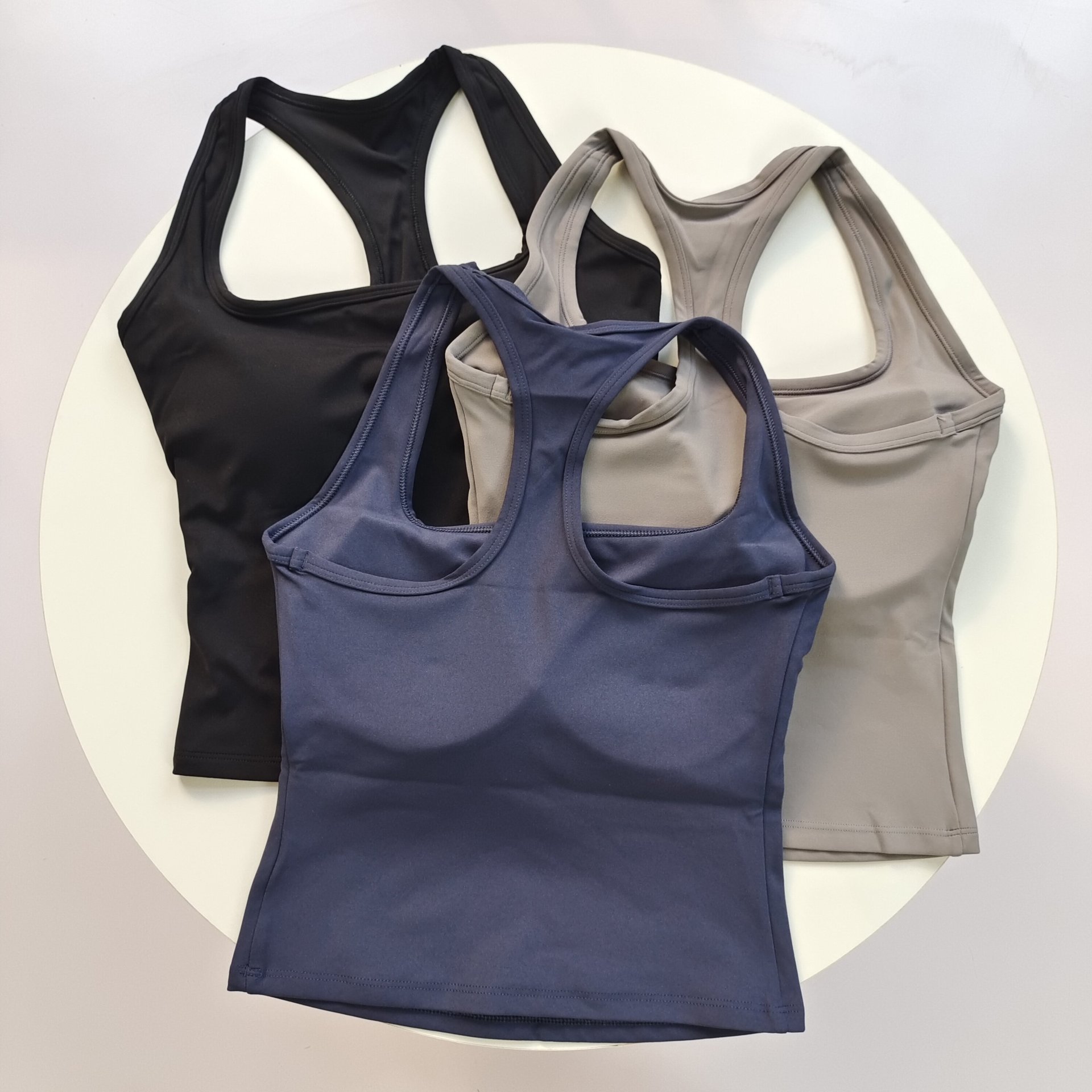 여성용 스퀘어넥 레이서백 스포츠 브라 고정 패드 충격  - Yoga Fitness Matte 리뷰 및 가격